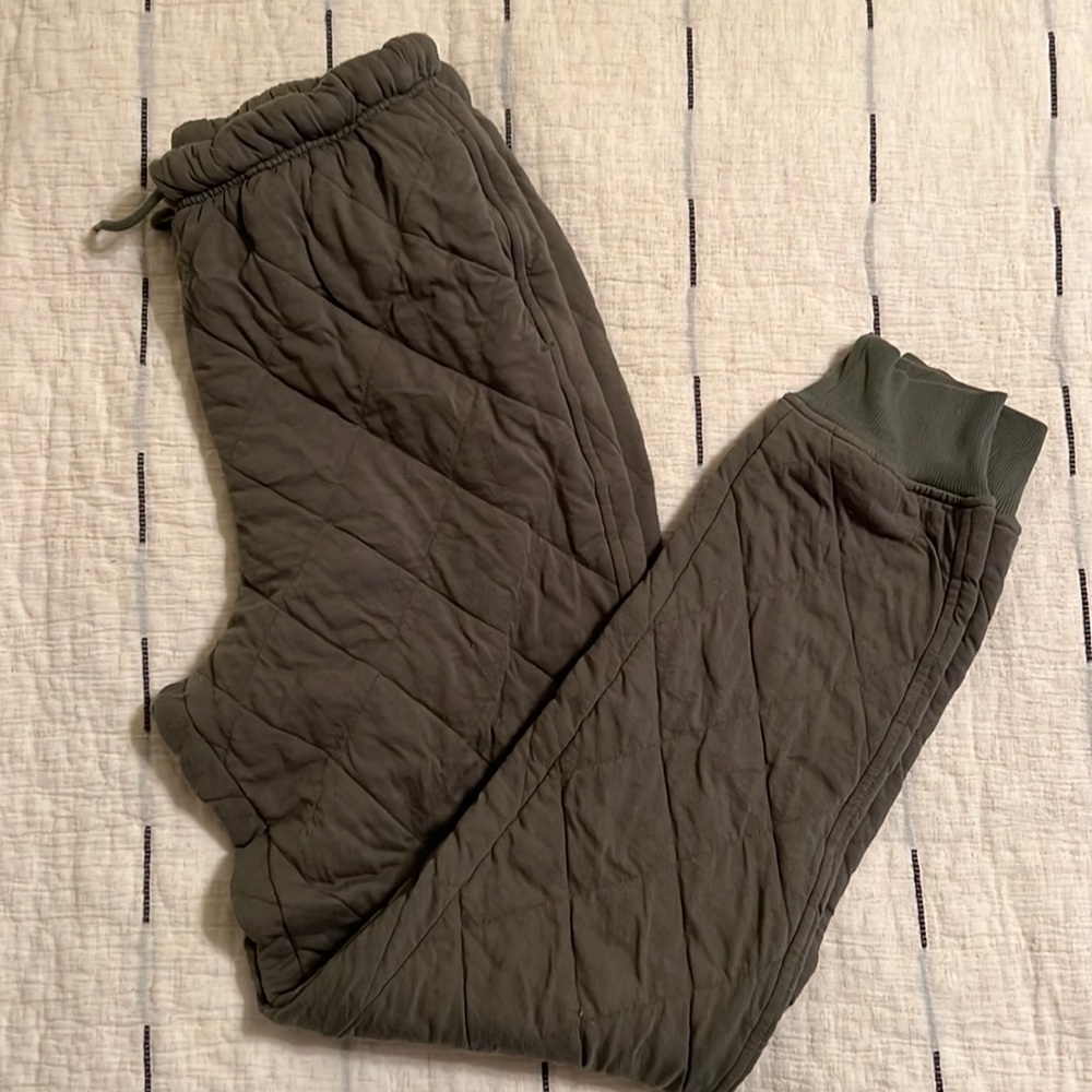 Old Navy Quilted Joggers - Medium Tall